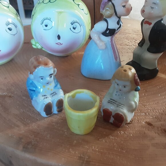 Set Of 5 Collectible Vintage Salt & Pepper Shakers - Picture 7 of 9